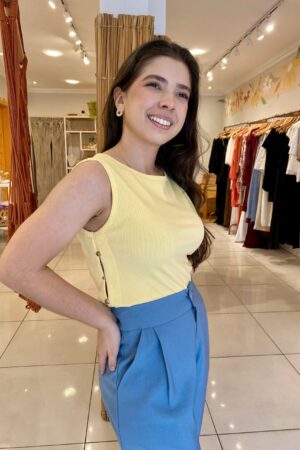 Regata canelada amarelo